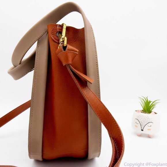 New!‎ Madewell The Sydney Shoulder Bag in Colorblock - Picture 9 of 16
